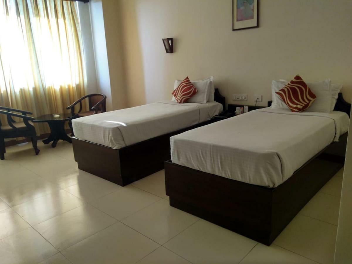 Hotel Rudra Continental Rudrapur Zewnętrze zdjęcie