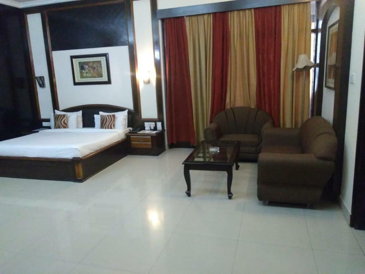 Hotel Rudra Continental Rudrapur Zewnętrze zdjęcie
